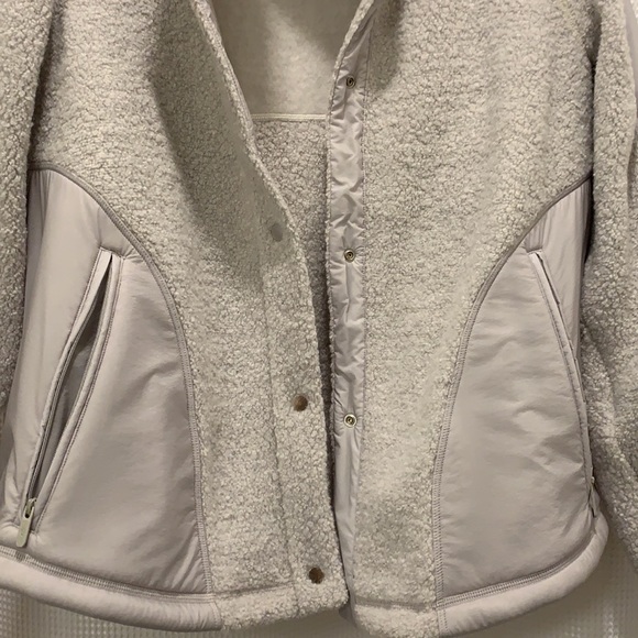 Lululemon Go Cozy Wool Jacket - Picture 10 of 10